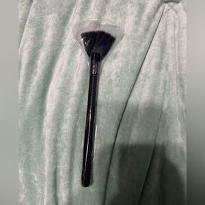 moda brush • pro highlight brush | bmx-150